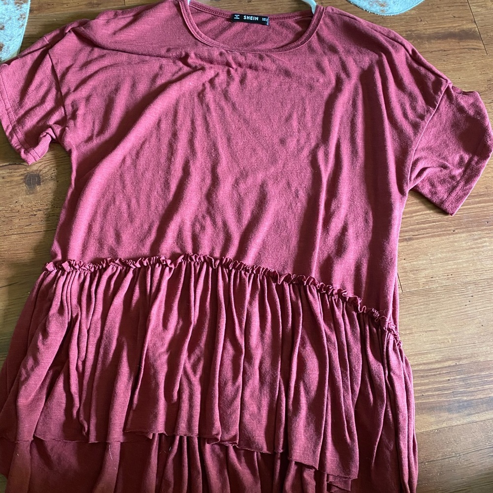 NWOT peplum tee
